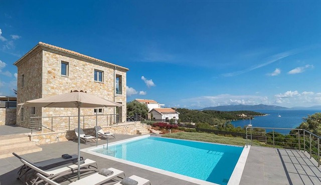 Villa Mentes - Three Bedroom Villa, Sleeps 6
