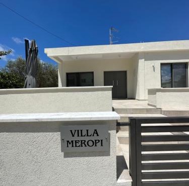 Villa Meropi