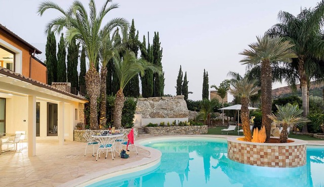 Villa Michelangelo - 10 Guests