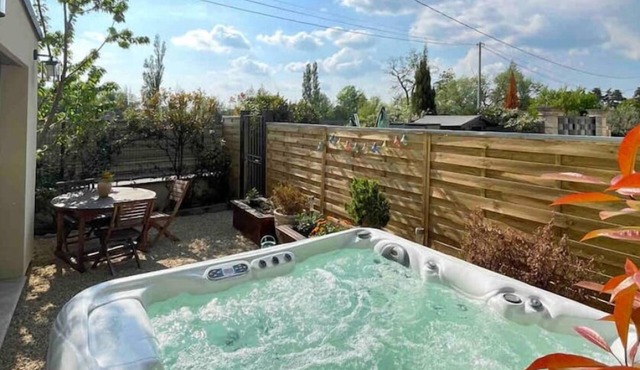 Villa Moderne Avec Jacuzzi Proche D'avignon
