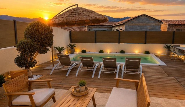 Villa moderne avec piscine privée à Figari