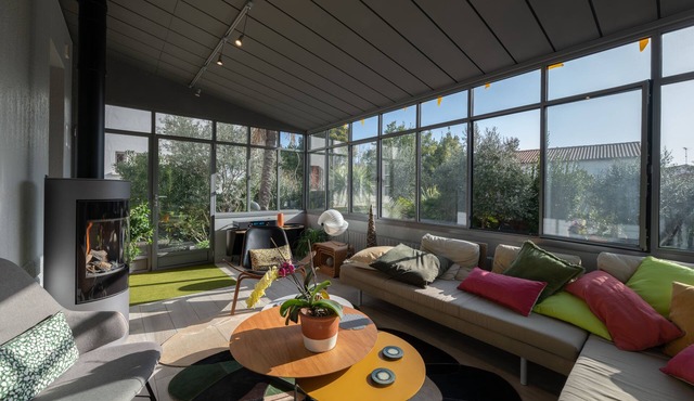 VILLA MODERNE, JACUZZI (May to August only), QUARTIER FONCILLON