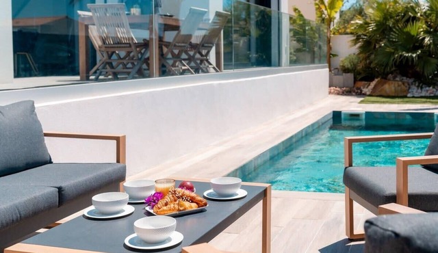 Villa Monégasque, elegance & Exclusive seaside getaway