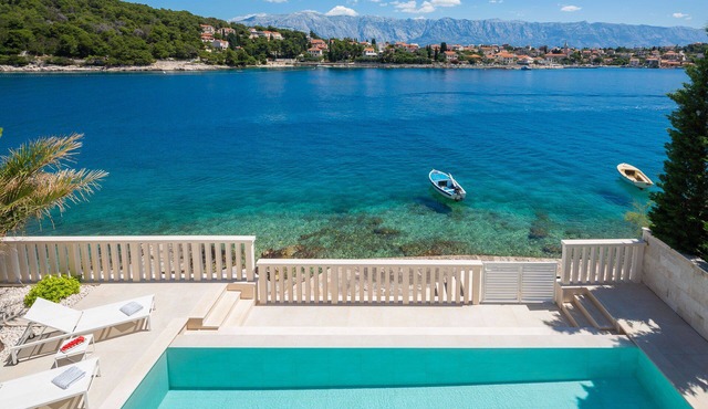 Villa More