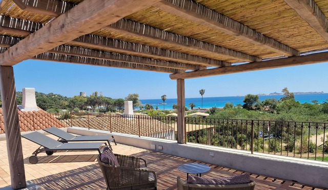 Villa Morisca - beautiful villa with large garden near to the beach