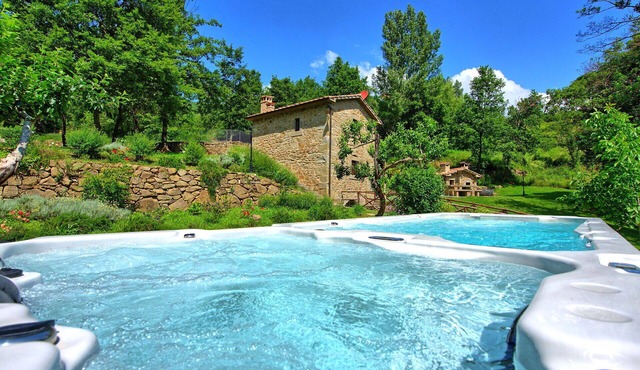 Villa Mulino - Completely renovated old mill in Tuscany