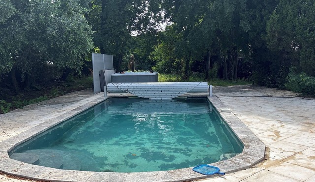 Villa Muscat, authentic charm in the heart of town/beaches 3 kilometers