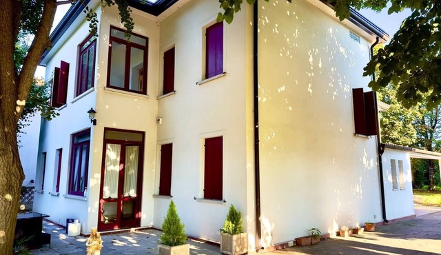 VILLA NAKHIL