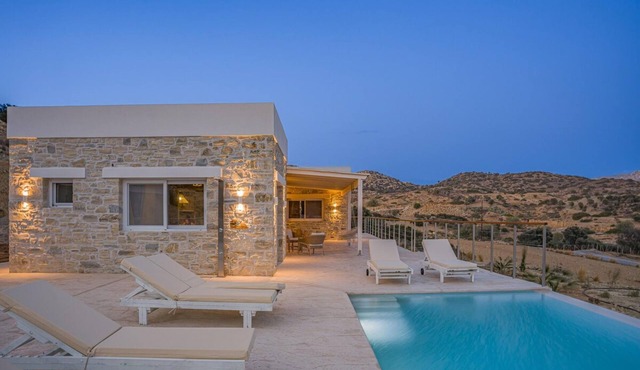 Villa Nala with Pool by Matala