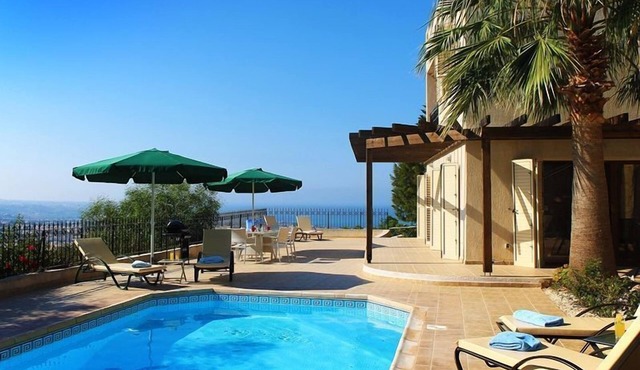 Villa Naxos - Stunning Private Villa with Amazing Views