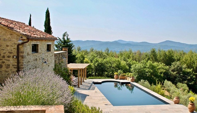 Villa Nebbiosa - Five Bedroom Villa, Sleeps 10