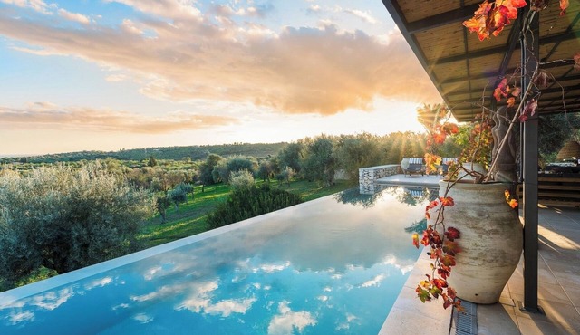 Villa Netum, Tranquil Retreat Near Noto