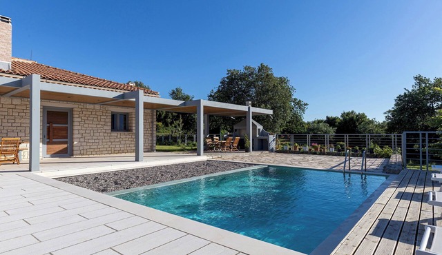 Villa Nikos | private pool - country views - BBQ