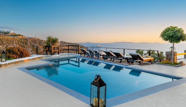 Villa Nirvana- Calm, Relaxing and no Wind!