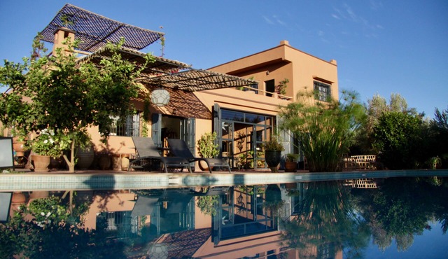 Villa Oasis Oubliée. Heated swimming pool