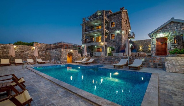 Villa Old Castle Apartments