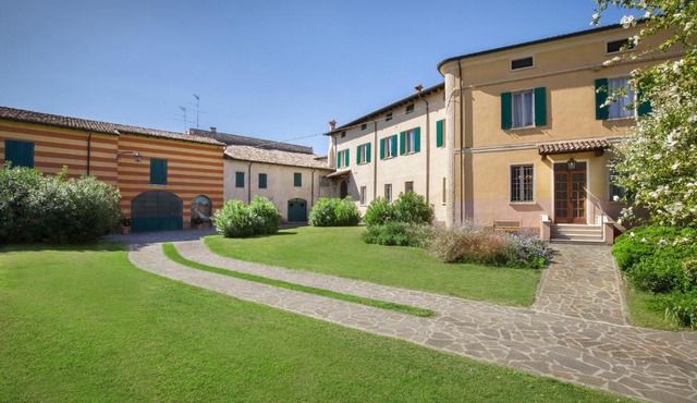 Villa Oleandra with Pool up to 12 People