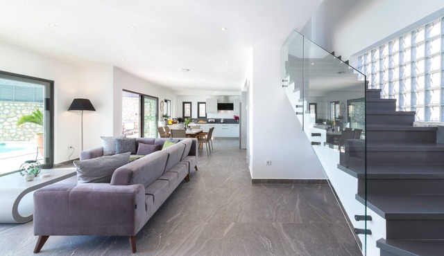 Villa Olive House