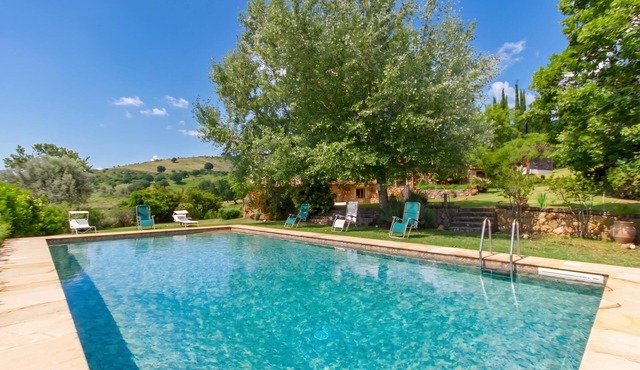 Villa Olmo With Private Pool, Messina, Italy