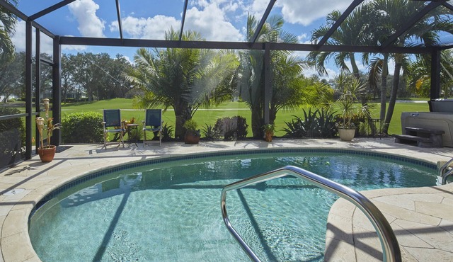 Villa on Golf Course with Heated Saltwater Pool