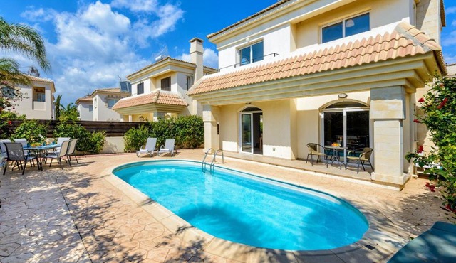 Villa Oscar