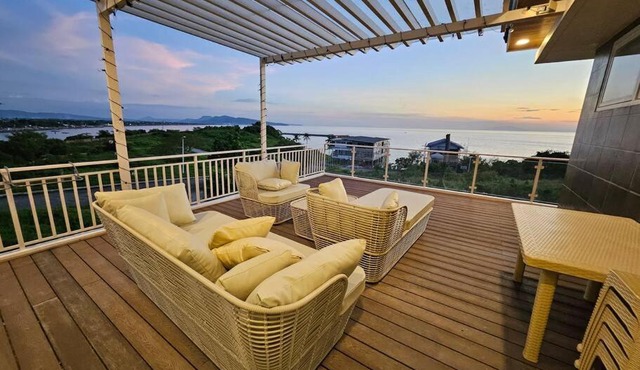 Villa Pacifica