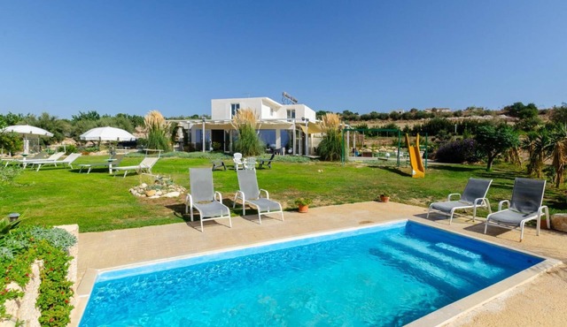 Villa Padima - Three Bedroom Villa, Sleeps 6