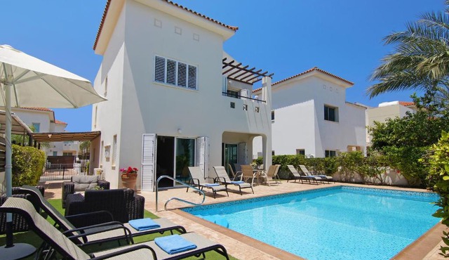 Villa Palm