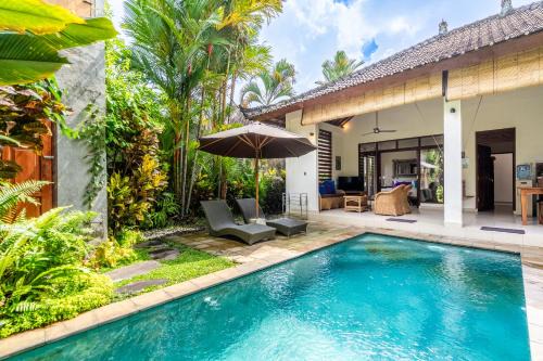 Villa Palm Kuning