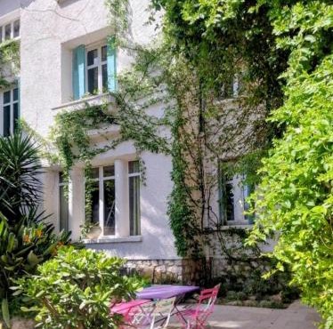 Villa Palma, studio indépendant dans maison de charme avec jardin en centre ville