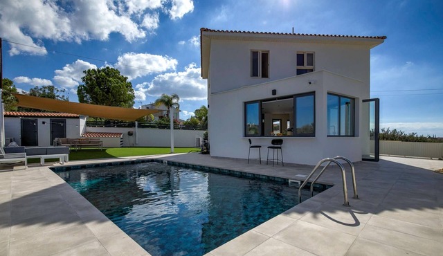 Villa Panorama by Ezoria Villas