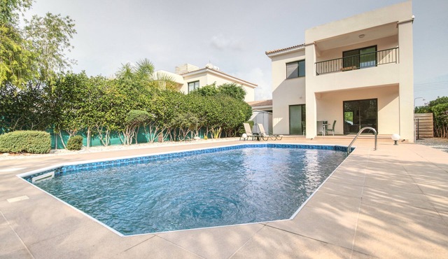 VILLA PANTELI, A SUPER 3 BED VILLA WITH PRIVATE POOL!