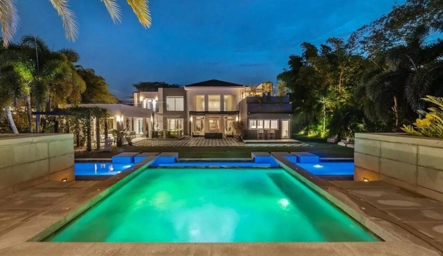 Villa Paradise. Pool & Theater @ Dorado Beach