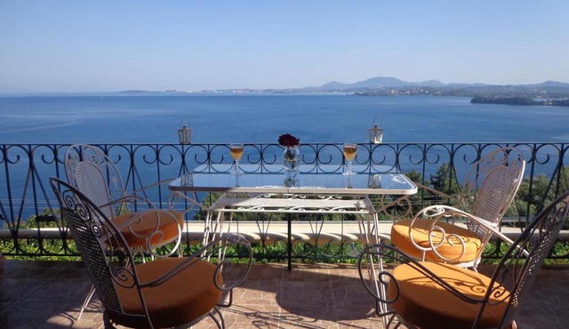 Villa Pergola