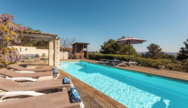 VILLA PETITEDIFFEREN