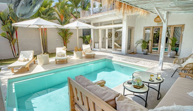Villa Piece Of Peace private 3 BR with large pool and garden
