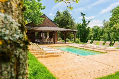 Villa piscine jacuzzi étang ,la casa del cookie 2