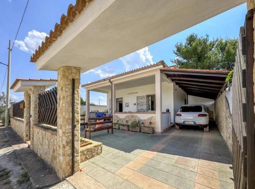 Villa Poseidon clima e parking