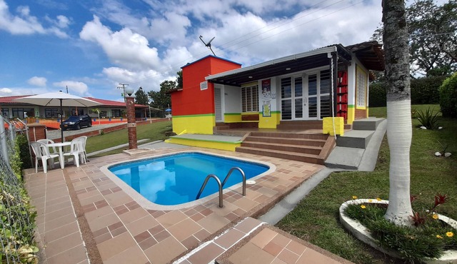 Villa Privada. Cerca del Parque del Café