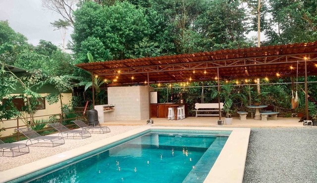 Villa Privada cerca de Playa Manuel Antonionn