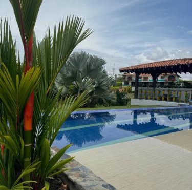 Villa privada con piscina cerca al parque del café