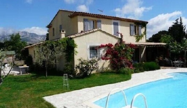 Villa proche Aix en Provence 6/8 personnes