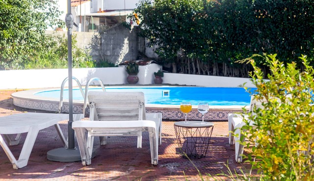 Villa 'Quinta Da Avó' with Private Pool, Wi-Fi and Air Conditioning
