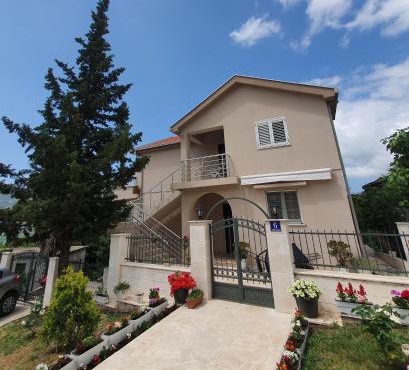 Villa RADA