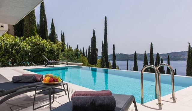 Villa Radenka - Private villa with pool in Dalmatia