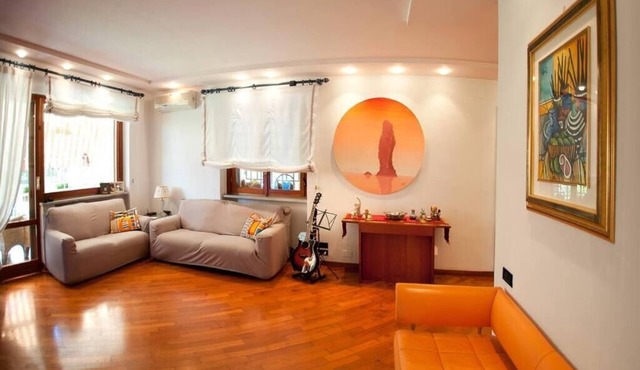 Villa Regina Home - 120sqm, 3 bedrooms, 1 parking spot