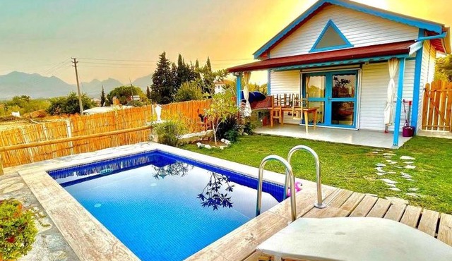 Villa Rengin Datça (Havuzlu) Günlük Haftalık Kiralık