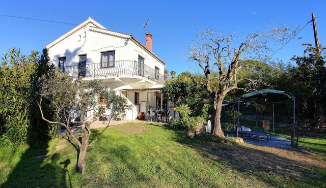 Villa Romantica