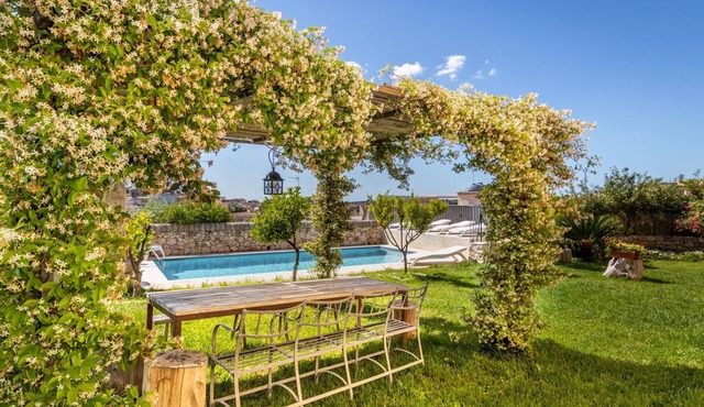 Villa Rosaria