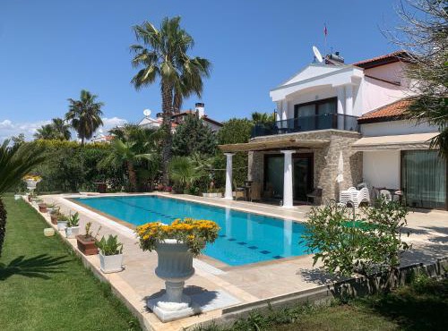 villa royal